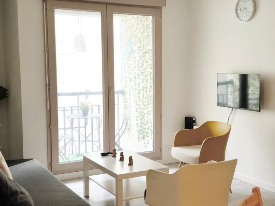 Le Cocon Manceau Apartment เลอม็องส์ ภายนอก รูปภาพ